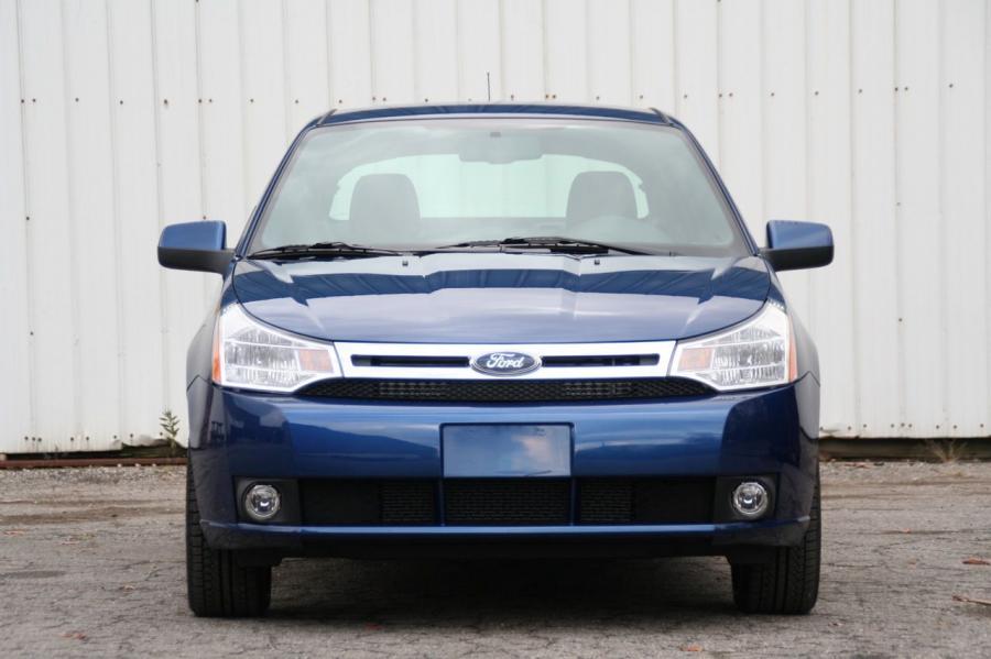  Ford Focus SES Coupe 2008 года  (фото 4 из 44)